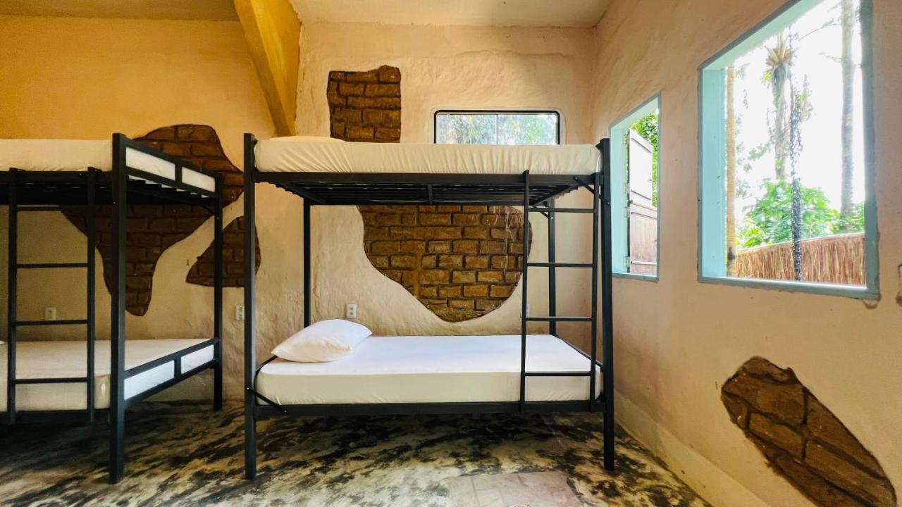 Eco Hostel Bosque Di Barro Velha Boipeba Exteriör bild