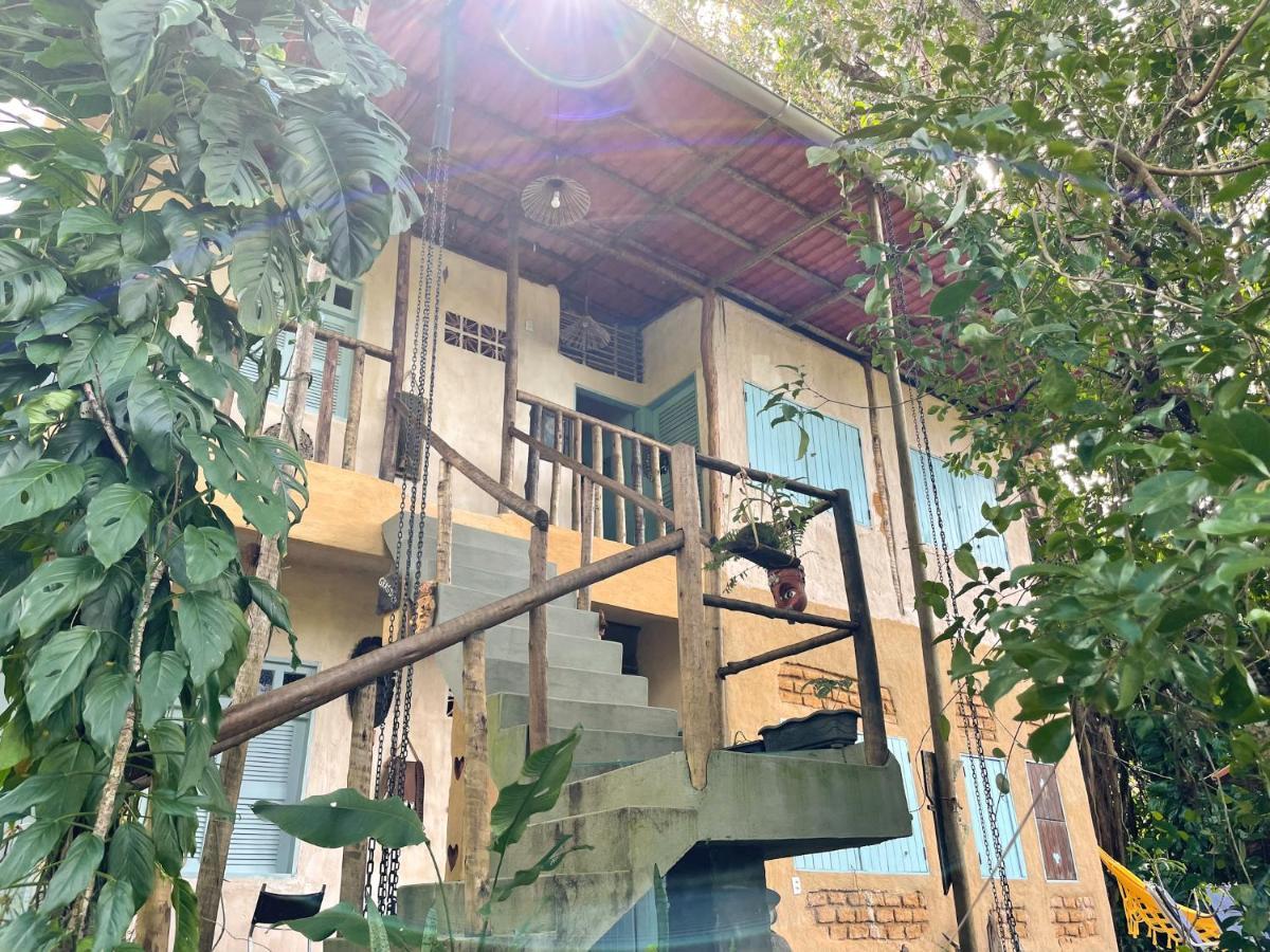 Eco Hostel Bosque Di Barro Velha Boipeba Exteriör bild