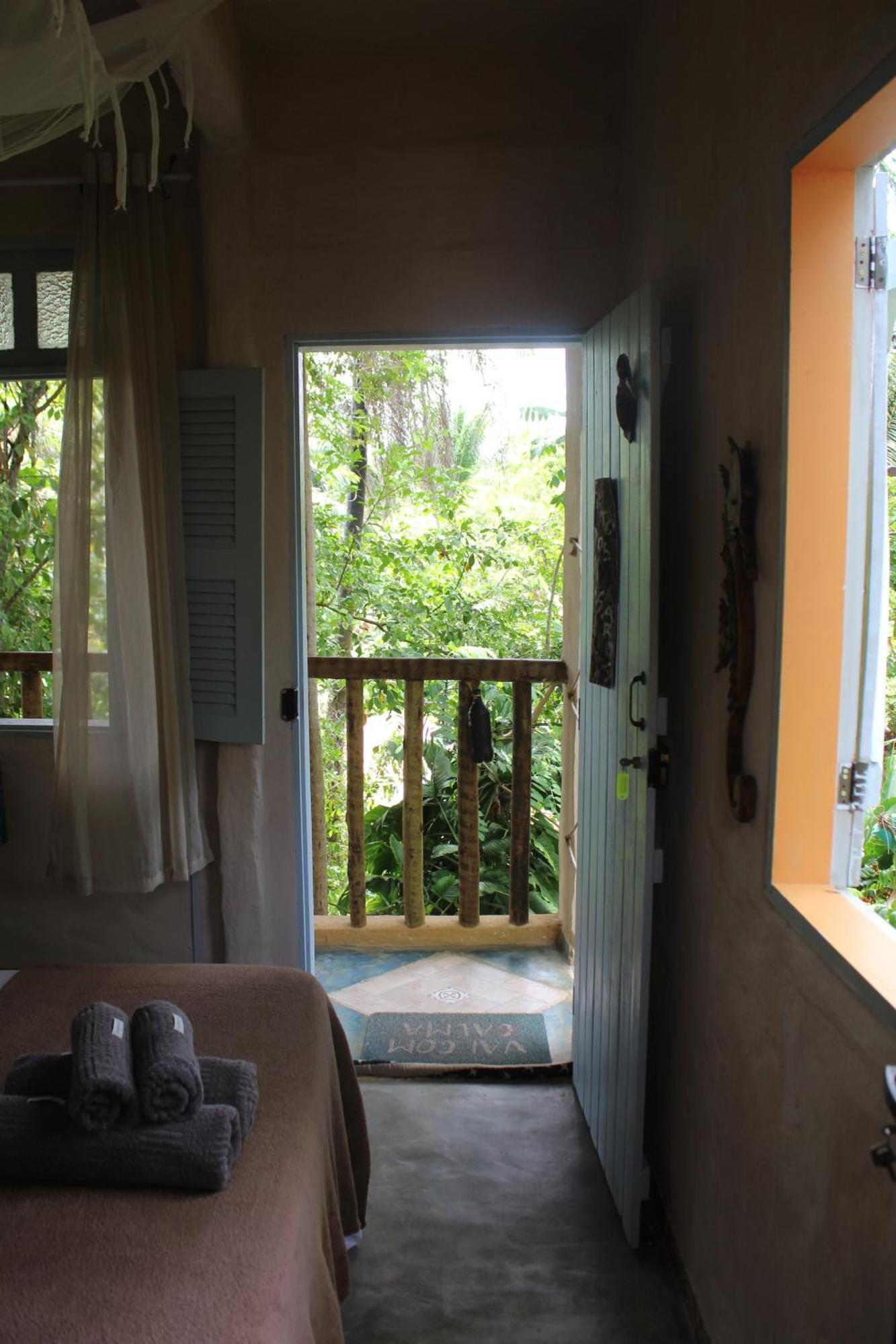 Eco Hostel Bosque Di Barro Velha Boipeba Exteriör bild